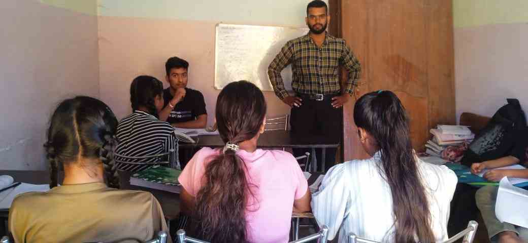 4a9de470-e6f3-43c6-932f-7813e57d2cbe-compressed Tuitions Points